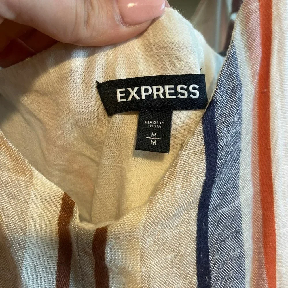 EXPRESS Jumpsuit - Picture 4 of 8